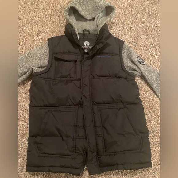 Weatherproof- Boys vest jacket. XL 18/20. - Picture 2 of 3